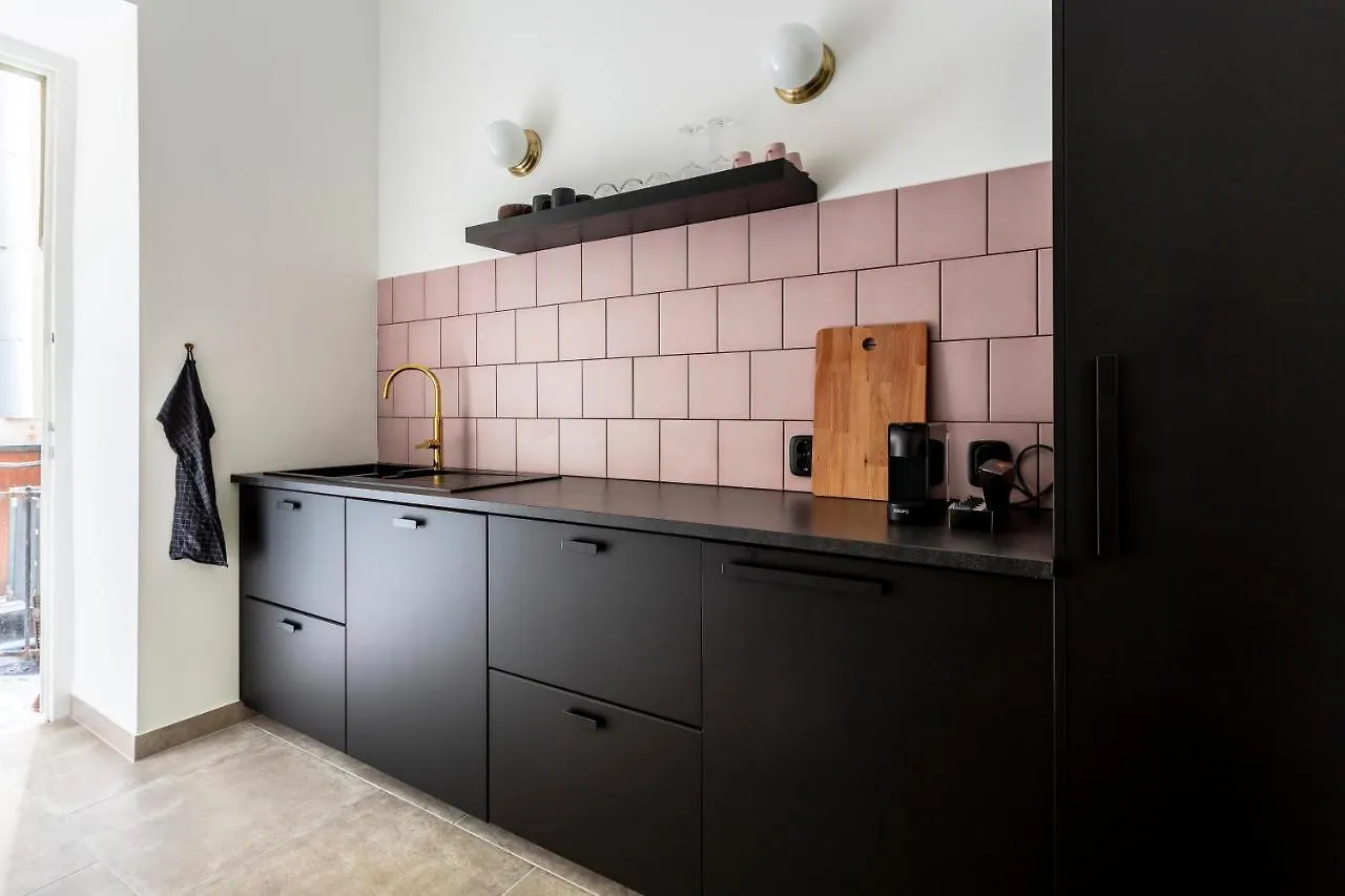 Freshly Refurbished, Stylish Home In The Center Of Budapešť 0*,